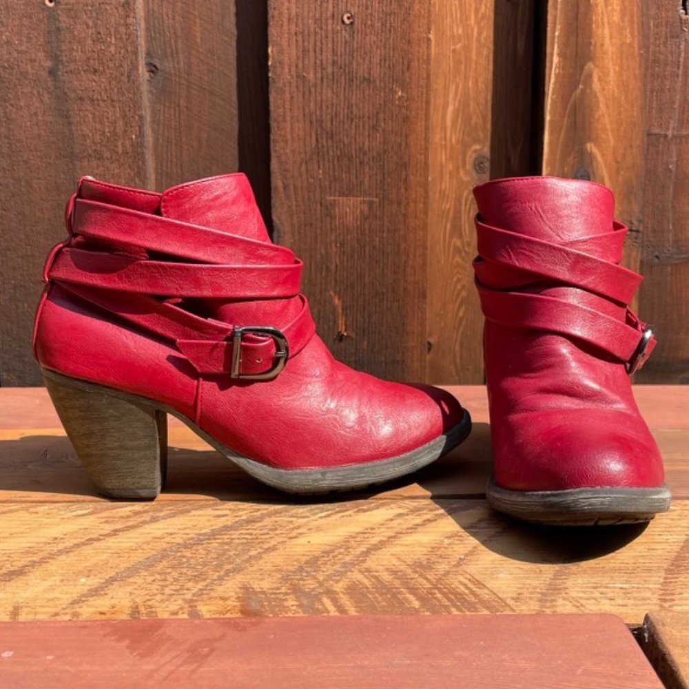Bucco Kezia Ankle Bootie Red 6.5 heel RARE! vegan